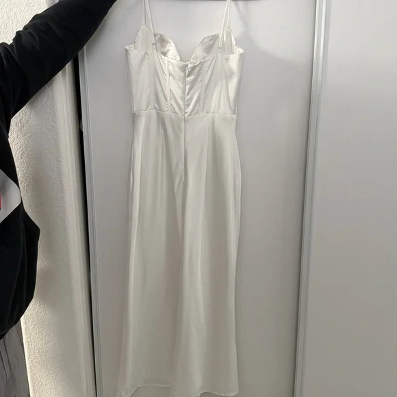 Babyboo Farrah Midi Dress - Picture 2 of 4